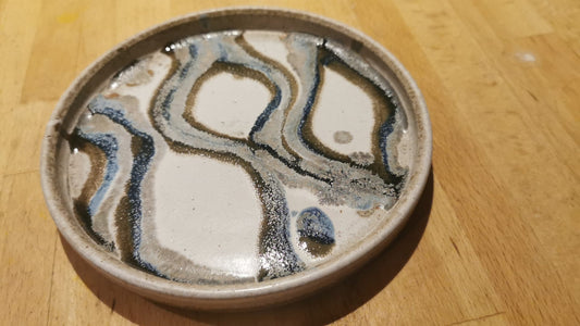 Waves Plate